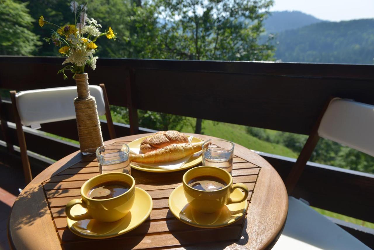 Holiday Home Davca 체르크노 외부 사진